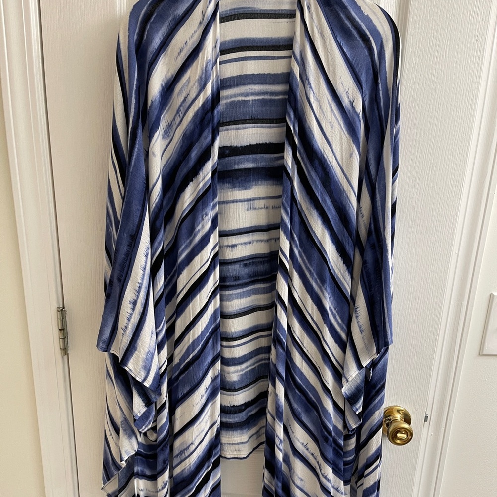 Blue & White Plus Size Wrap